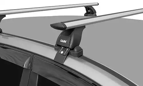 Оригинальное фото багажника Lux Travel 600198 на крышу Skoda Octavia liftback IV 2019г.-по н.в., установленного на автомобиль. - Фотография 3