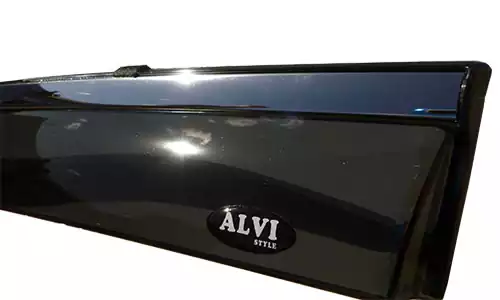 Оригинальное фото дефлекторов окон Alvi-Style Stainless Molding ALV388M для Lexus NX 300h 2014-2021гг., установленных на автомобиль. - Фотография 3
